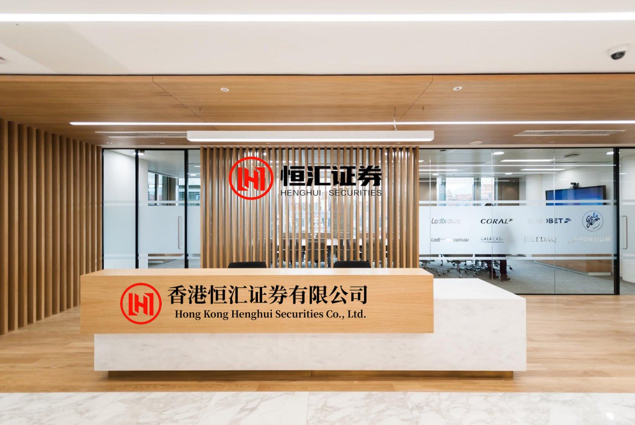 中证策略 伊珊娜经典香蕉精华，中毛宠物毛发的营养密码